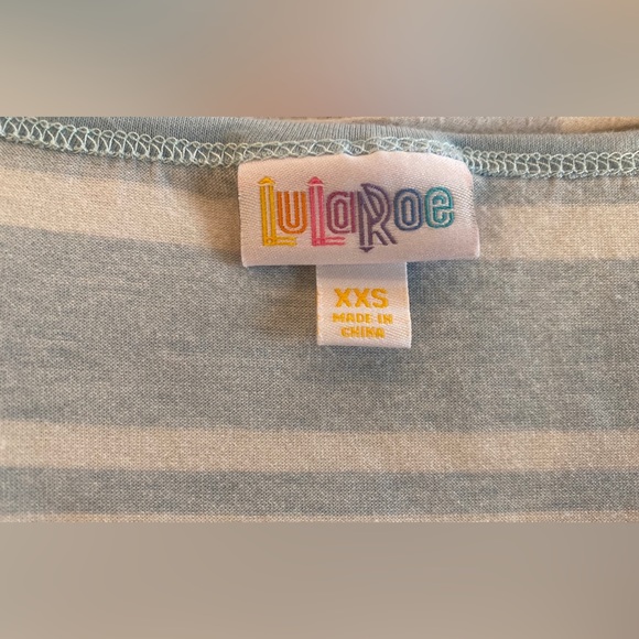 Lularoe Morgan Tee - Picture 3 of 4